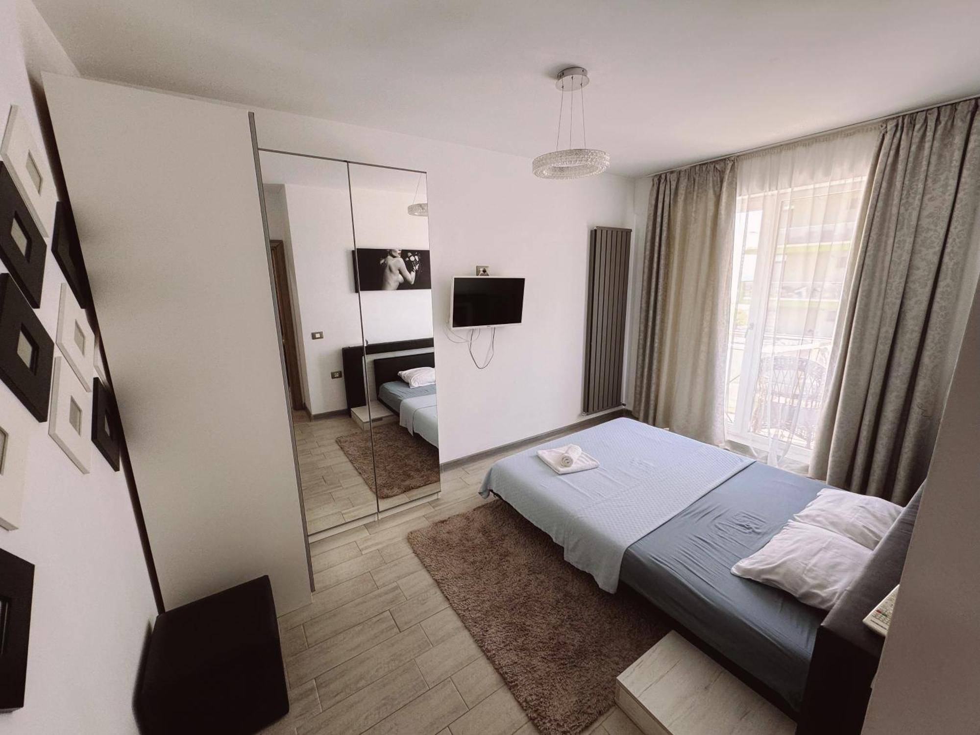 Desiree Beach Apartment Năvodari Exterior foto